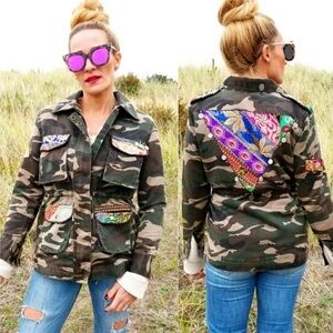 Anthropologie Beautiful Stories Embroidered Camo Utility Jacket M Mixed Media